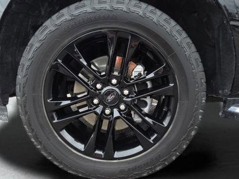 Used 2022 Ford Expedition Max XLT image 37