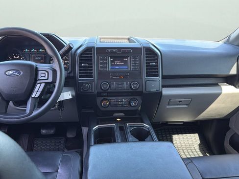 Used 2016 Ford F150 XL w/ Equipment Group 101A Mid AWD/4WD image 18