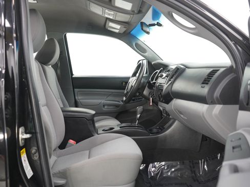 Used 2012 Toyota Tacoma 4x4 Double Cab image 11