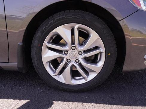 Used 2019 Honda Accord LX image 33