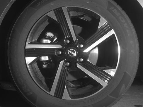 Used 2025 Nissan Sentra SV image 12