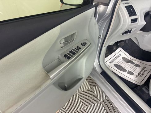 Used 2012 Toyota Prius V Two image 13