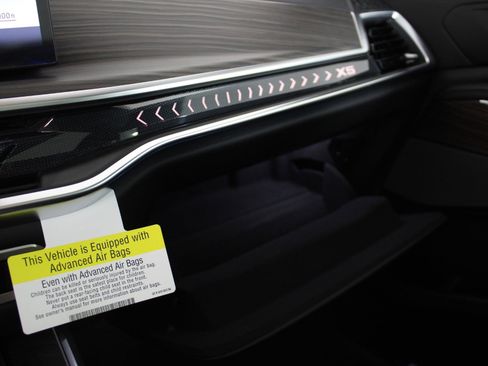 New 2026 BMW X5 xDrive50e image 28