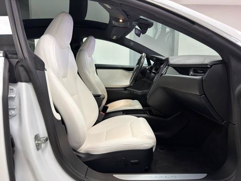Used 2020 Tesla Model S AWD image 10
