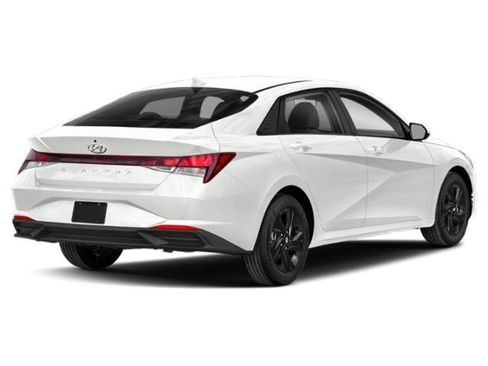 Used 2023 Hyundai Elantra SEL w/ Convenience Package FWD image 2