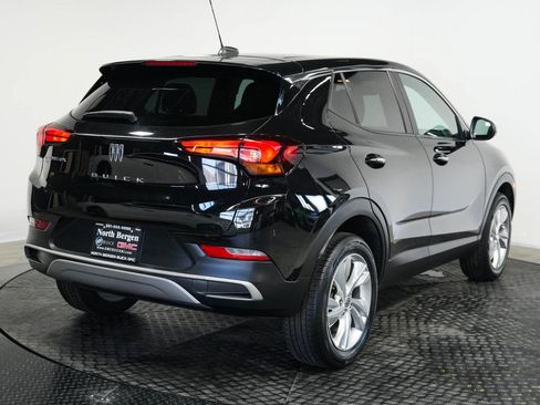 Used 2024 Buick Encore GX Preferred AWD/4WD image 8