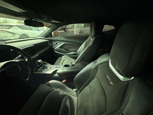 Used 2018 Chevrolet Camaro ZL1 image 7