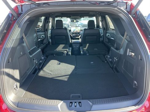 New 2026 Ford Explorer ST-Line image 38