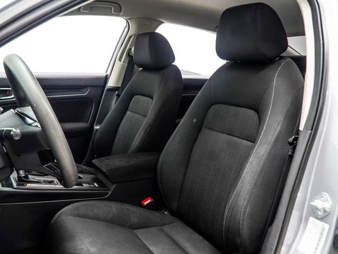 Used 2022 Honda Civic LX image 32