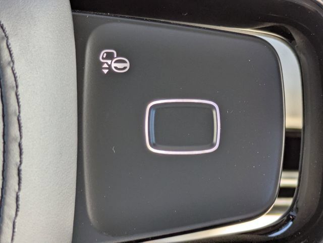 New 2026 Lincoln Navigator Premiere AWD/4WD image 26