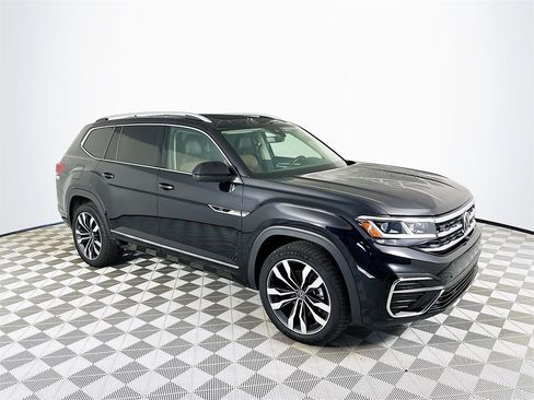 Used 2022 Volkswagen Atlas SEL Premium image 1