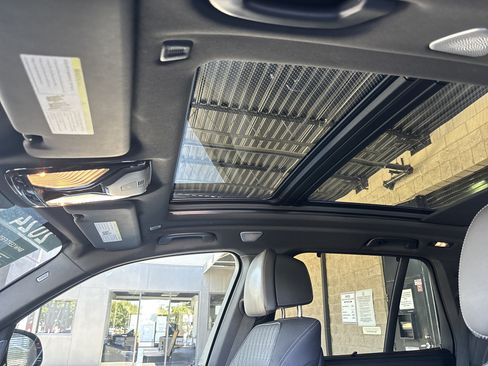 Certified 2024 BMW X5 M60i AWD/4WD image 28