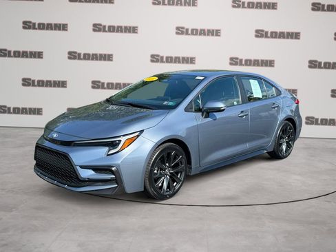 Used 2024 Toyota Corolla SE FWD image 1
