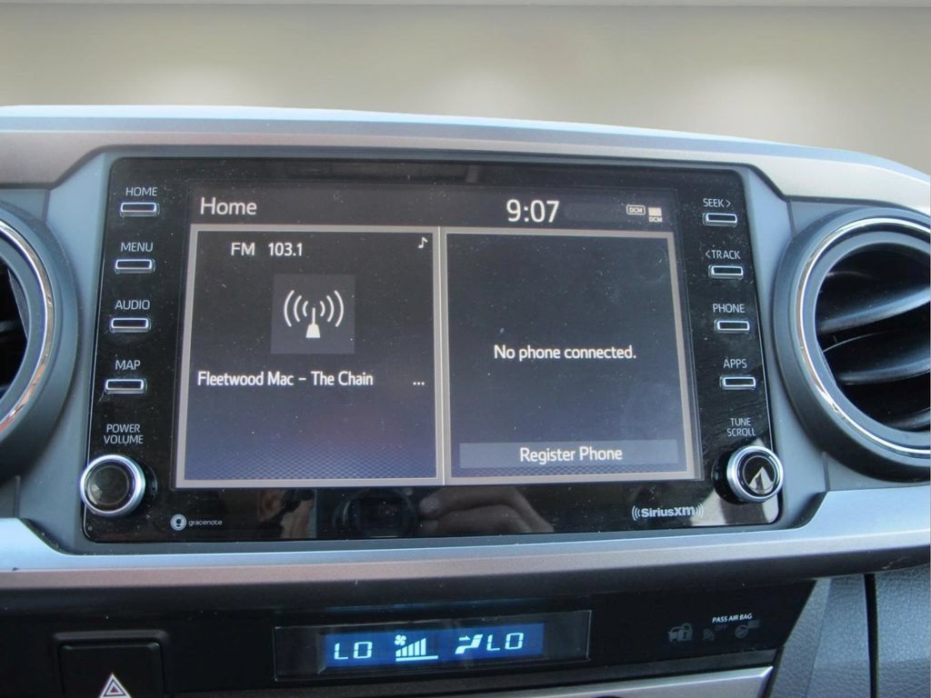 Used 2023 Toyota Tacoma SR5 w/ Technology Package AWD/4WD image 18