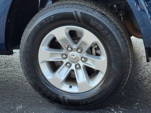 Used 2020 RAM 1500 Laramie AWD/4WD image 35