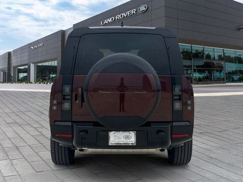 New 2026 Land Rover Defender 130 X-Dynamic SE AWD/4WD image 4