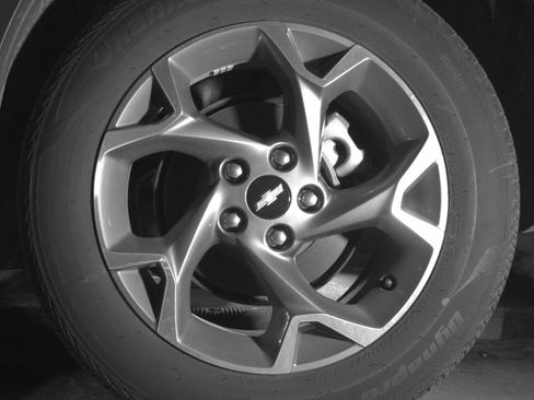 Used 2025 Chevrolet Trax LT FWD image 11