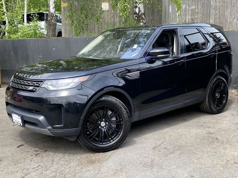 Used 2019 Land Rover Discovery SE AWD/4WD image 1