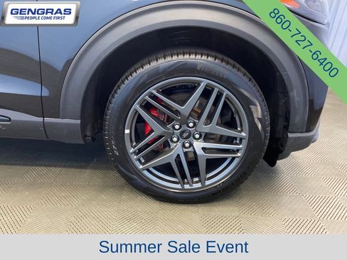 Used 2025 Ford Explorer ST-Line w/ ST-Line Street Pack AWD/4WD image 49