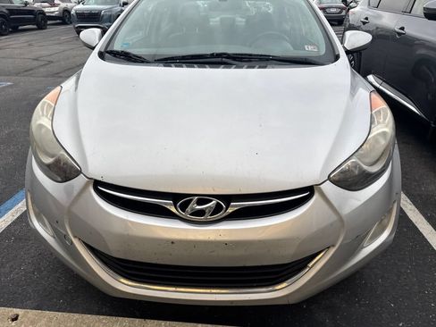 Used 2013 Hyundai Elantra GLS w/ Preferred Pkg FWD image 3