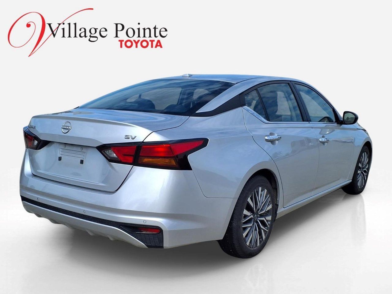 Used 2024 Nissan Altima 2.5 SV FWD image 5