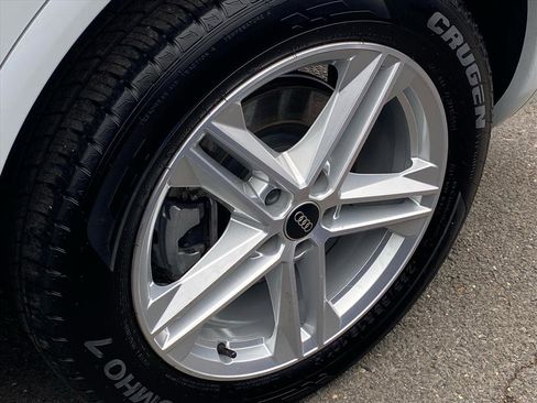 Used 2024 Audi Q5 e Premium Plus w/ Premium Plus Package image 23