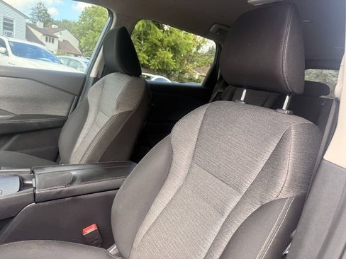Used 2022 Nissan Rogue SV FWD image 12
