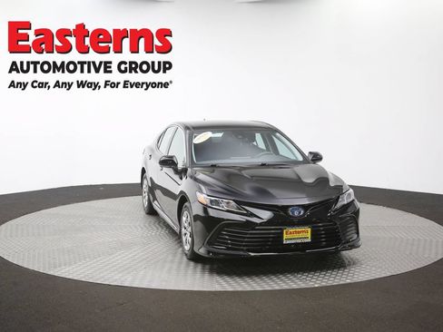 Used 2021 Toyota Camry LE FWD image 46