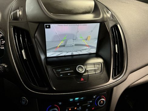 Used 2019 Ford Escape SE AWD/4WD image 20