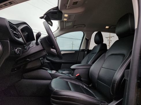 Used 2022 Ford Escape SEL FWD image 13