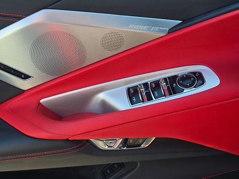 Used 2021 Chevrolet Corvette Stingray Preferred Conv w/ Z51 Performance Package image 19