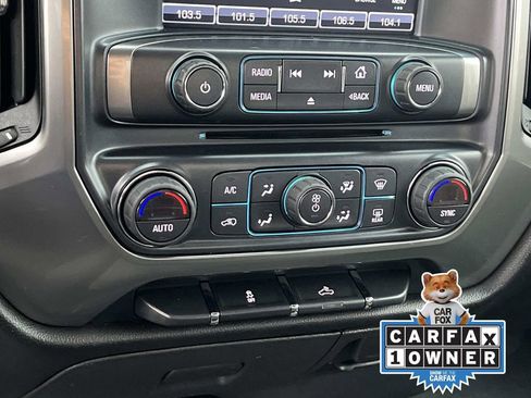 Used 2018 Chevrolet Silverado 1500 LT w/ LT Eassist Package image 27