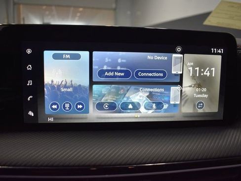 Certified 2025 Nissan Kicks SR image 19