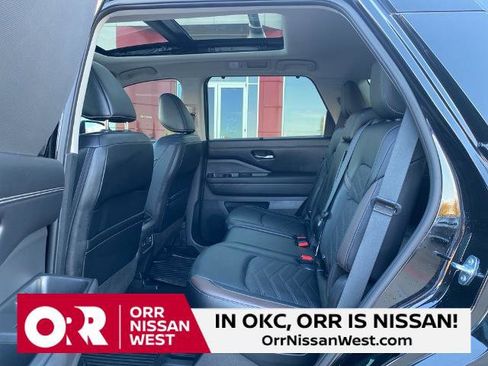 Certified 2024 Nissan Pathfinder Platinum w/ Cargo Package image 18