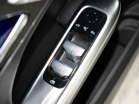 New 2026 Mercedes-Benz C 300 4MATIC Sedan image 23