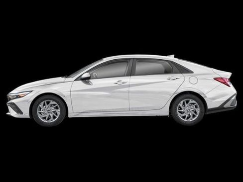 New 2026 Hyundai Elantra SEL Sport Premium FWD image 29