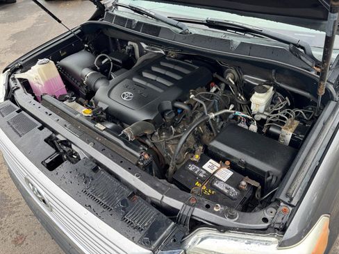 Used 2014 Toyota Tundra Limited image 22