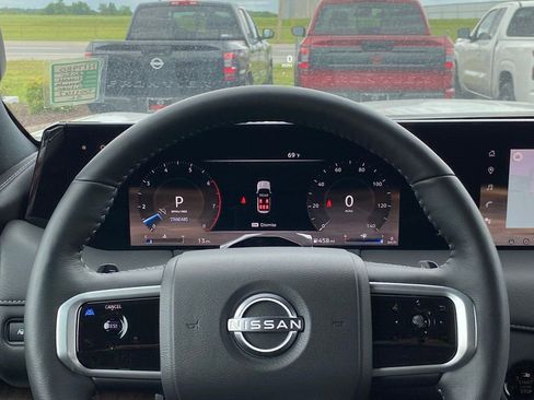 New 2025 Nissan Armada SL w/ Captain's Chari Seat Package image 25