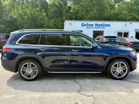 Used 2022 Mercedes-Benz GLS 450 4MATIC image 4