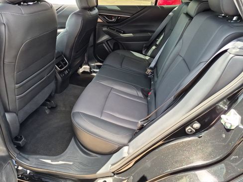 Certified 2025 Subaru Outback Limited AWD/4WD image 16