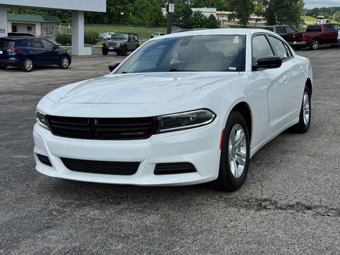 Used 2023 Dodge Charger SXT RWD image 10