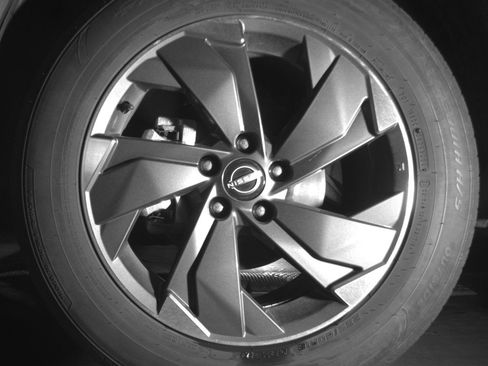 Used 2025 Nissan Rogue SV image 12