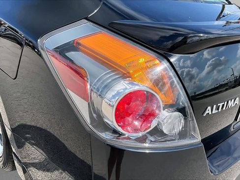 Used 2008 Nissan Altima 3.5 SE w/ Premium Pkg FWD image 27