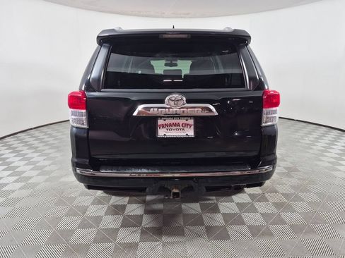 Used 2013 Toyota 4Runner SR5 w/ Premium Pkg w/3rd Row Seat AWD/4WD image 4