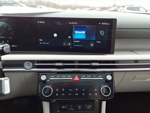 Used 2025 Hyundai Tucson Limited image 10