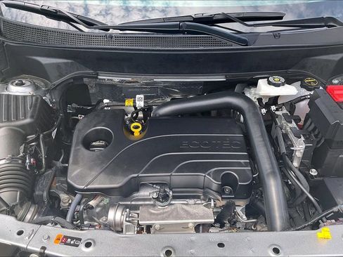 Used 2026 Chevrolet Equinox LT FWD image 7