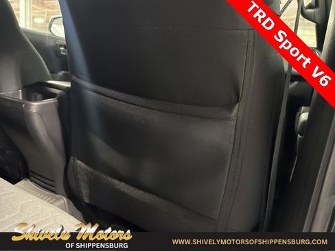 Used 2023 Toyota Tacoma TRD Sport image 33