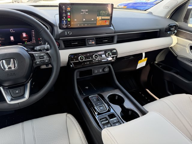 New 2026 Honda Pilot Elite image 6