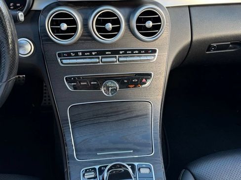 Used 2016 Mercedes-Benz C 300 4MATIC Sedan image 16