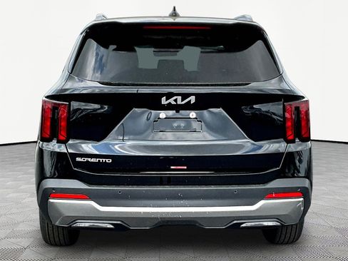 New 2026 Kia Sorento S w/ S Panoramic Sunroof Package FWD image 5
